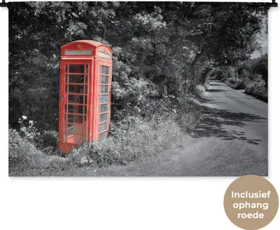 Produktbild von MuchoWow® Wandteppich Wandbehang Schwarz-Weiß-Foto einer roten und britischen Telefonzelle im Vereinigten Königreich 120x80 cm Tapisserie Dekoration Wandtuch - Wanddekorationen - Wandtücher