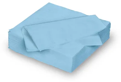 Gefaltete hellblaue Papierservietten 33 x 33 cm, 2-lagig.