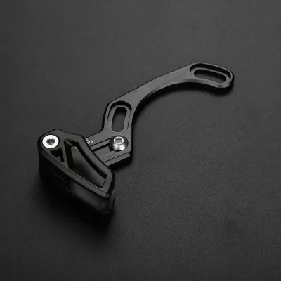 Zdjęcie produktu dla Ultralekka prowadnica łańcucha rowerowego ze stopu aluminium do dolnego wspornika ISCG 05 Akcesoria rowerowe Czarny