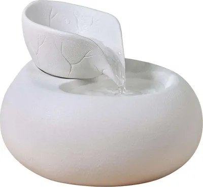 Produktbild von Schlichter Designbrunnen aus Keramik Toby