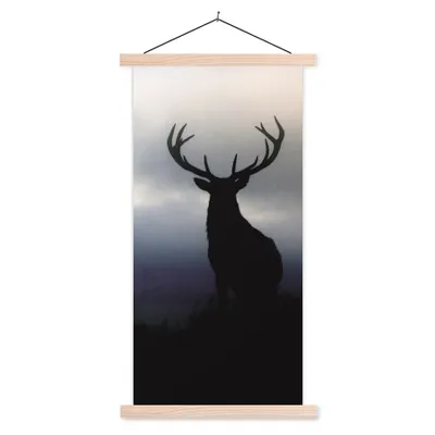 Produktbild von MuchoWow® Textilposter Hirsch - Scherenschnitt - Nebel 40x80 cm mit holzfarbenen Rahmen - Wohnzimmer