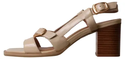 Produktbild von Hawa-Sandalen aus Leder mit Absatz