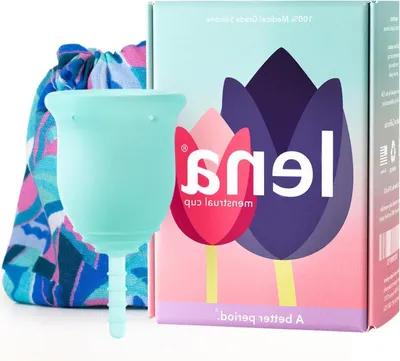 Productafbeelding van Herbruikbare Menstruatiecup voor Jongeren en Volwassenen - Medium Stroom - Klein Model