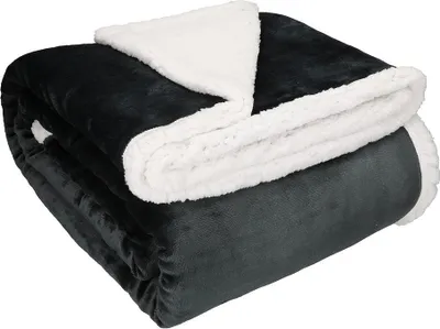 Produktbild von Betz Luxus Flanell Sherpa Kuscheldecke VERONA 150x200 cm Wohndecke XXL  Farbe: graphit