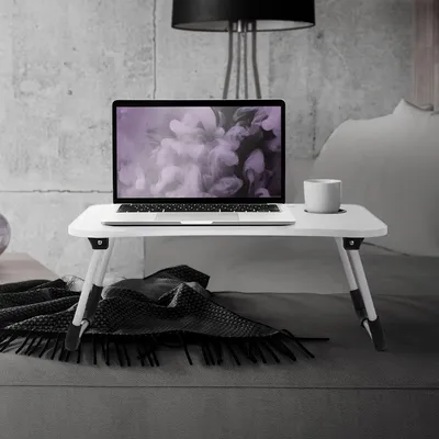 Obrázek produktu pro ML-Design Stolek na notebook k posteli/pohovce, 60x40 cm, bílý, z MDF, skládací, stolek k posteli se 4 nabíjecími porty USB a lampičkou, zásuvka, ventilátor, stojan na tablet, držák na nápoje, stojan na notebook Lapdesks Notebook