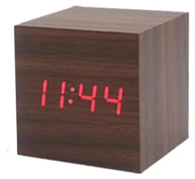 Produktbild von Digitaler Wecker, elektronische LED-Zeitanzeige, Doppelalarm, kleiner, kubischer Mini-Wecker aus Holz, KI-generiertes Bild