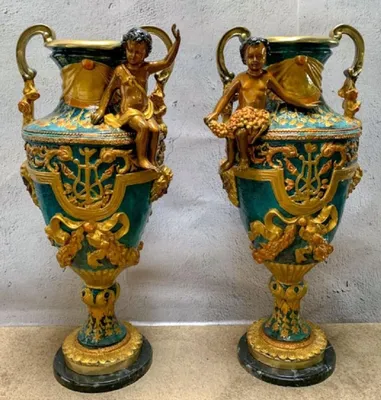 Produktbild von Casa Padrino Luxus Barock Vasen Set Mehrfarbig / Gold / Schwarz 81 x 41 x H. 43 cm - Prunkvolle Bronze Vasen mit Marmorsockel - Barock Deko Accessoires