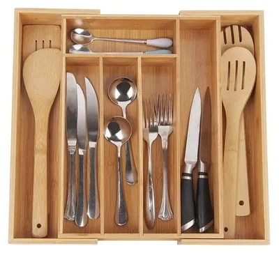 Produktbild von QUVIO Besteckfach Organizer Holz - Verstellbare Besteckschublade - Besteckablage - Ablagefach - Besteckkassette - Braun