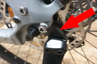 Produktbild von XLC KS-X05 Seitenständer Adapter Platte für Haibike Sduro/Xduro