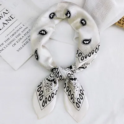 Zdjęcie produktu dla Chusta Reina - Elegancka Chusta Jedwabna Typ23 KP13074