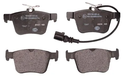Produktbild von Bremsbelagsatz Scheiben mit Verschleißwarnkontakt 16,4 mm HELLA für u.a. AUDI A3
