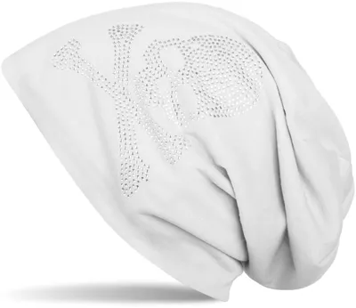 Produktbild von styleBREAKER klassische Beanie Mütze mit Totenkopf Strass Applikation, Uni 04024034
