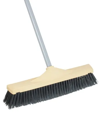 Obrázok produktu pre Záhradná metla 45 cm, s rukoväťou, odolná voči poveternostným vplyvom, pre vonkajšie použitie