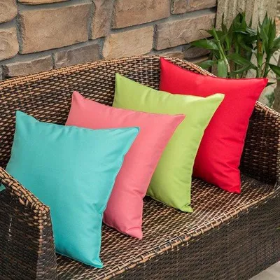 Produktbild von Ibenzoa® Set – 4 wasserabweisende Kissenhüllen 45 x 45 cm, Polyester, weich & wetterfest für Innen & Außen