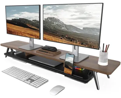 Immagine prodotto di Supporto per monitor in legno marrone, altezza 120 cm, con sistema di gestione dei cavi e ripiani portaoggetti
