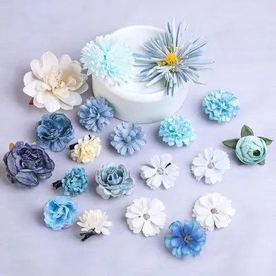 Produktbild von 20 Haarklammern mit künstlichen Blumen aus Seide und Metall für Damen, dekorativer Vintage-Haarschmuck zum bequemen Tragen, vielseitig für festliche Anlässe, in zufälligen Farben