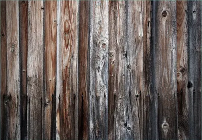 Produktbild von Wallario Fototapete Vliestapete, seidenmatte Oberfläche, einfache Verarbeitung, Größe 300 x 210 cm, Motiv Alte Holzwand - Holzplanken in grau und braun
