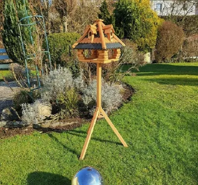 Produktbild von Vogelhaus ALPENFLAIR mit Ständer Vogelfutterhaus Futterhaus Vogel Haus Holz