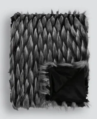 Produktbild von Casa Padrino Luxus Tagesdecke Schwarz / Grau 150 x 180 cm - Kunstpelz Wohndecke