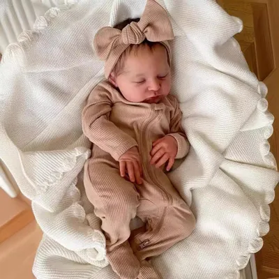 Reborn Baby Puppe 50 cm, handgefertigt, lebensecht, schlafend