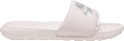 Immagine prodotto di Nike Wmns Victori One Slide A Malapena Rosa/Metallic Silve 36,5