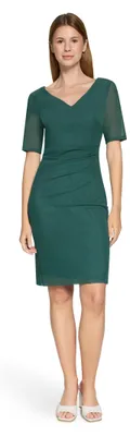 Produktbild von Vera Mont Damen 0381/4078 Cocktailkleid, Dark Emerald, 46