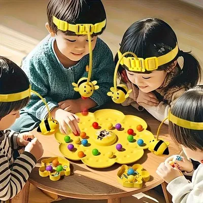 Obrázok produktu pre Hracia sada „Včelí úľ – Úplnku“ pre 4 osoby