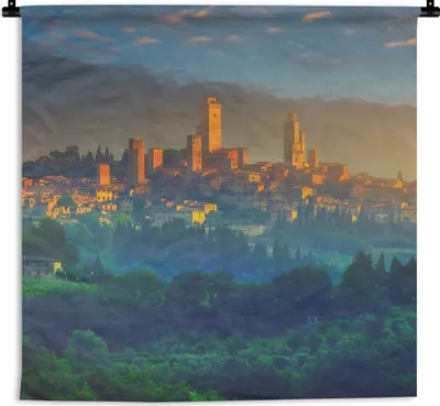 Produktbild von MuchoWow® Wandteppich Wandbehang Sonnenaufgang über San Gimignano in der Toskana, Italien 60x60 cm Tapisserie Dekoration Wandtuch - Dekorationen - Wand Decke