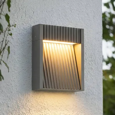 Produktbild von Lucande LED-Außenwandleuchte Tavion, 16 cm, anthrazit, IP65