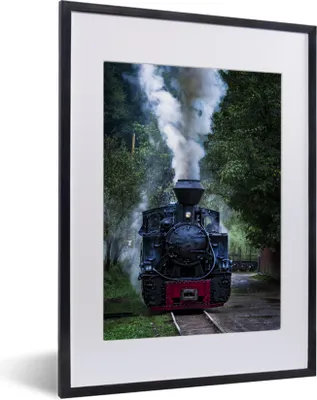 Produktbild von MuchoWow® MuchoWow® Gerahmtes Poster Eine Dampflokomotive in den grünen Wäldern 30x40 cm - Poster mit zchwarzem Bilderrahmen - Wandposter Schlafzimmer