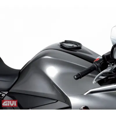 Image de Givi BF03 Bride spécifique pour le montage des sacs Tanklock, TanklockED