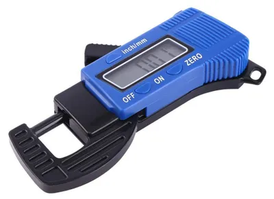 Zdjęcie produktu dla Cyfrowy mikrometr z wyświetlaczem LCD i zakresem pomiarowym od 0 do 12 mm