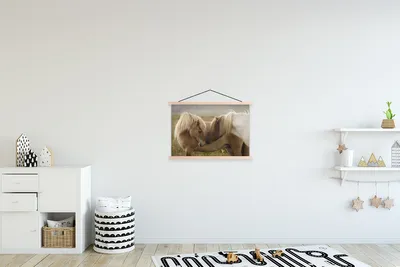 Produktbild von MuchoWow® Textilposter Pferde - Gras - Braun 60x40 cm mit holzfarbenen Rahmen - Bilder