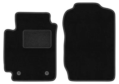 Immagine prodotto di Tappetini anteriori in moquette per Suzuki Grand Vitara II 2005-2014 (5 porte) – 2 pezzi, neri, su misura – Wielganizator LUX