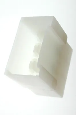Image de Boîtier pour fiche plate de type K, couleur naturelle - 1 pièce