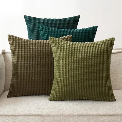 Produktbild von Kissenbezug aus Cord, 4er-Set, Dekokissen, Sofakissen, Zierkissen, weiche Kissenbezüge, Zierkissen für Sofa, Sessel, Wohnzimmer, 50 x 50 cm, grün