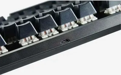 Produktbild von Glorious PC Gaming Race The Glorious GMMK-TKL - Standard - USB - RGB-LED - Schwarz