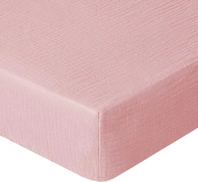 Produktbild von DOLCE SONNO Musselin Spannbettlaken Babybett 60x120 cm – 100% Baumwolle, atmungsaktiv, temperaturregulierend, weich - Dusty Pink