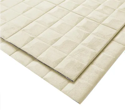 Produktbild von HOOZ® 3D Wandpaneele Selbstklebend in Samtoptik – Gepolsterte Wandverkleidung zum Kleben – Für Wohn- & Schlafräume – 69x277cm, Quadrat-Steppung, Beige