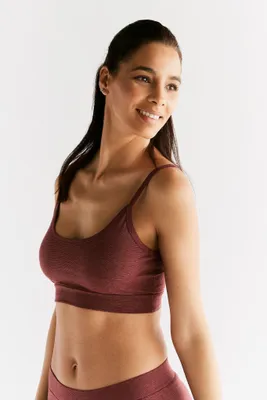 Produktbild von Nachhaltiges Sport-Bustier aus weicher Biobaumwolle mit sportlicher Passform und breitem Bündchen