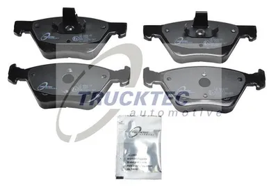 Produktbild von TRUCKTEC AUTOMOTIVE Bremsbeläge Satz Vorne Bremsklötze passend für MERCEDES-BENZ E-Klasse Limousine (W211) 02.35.105