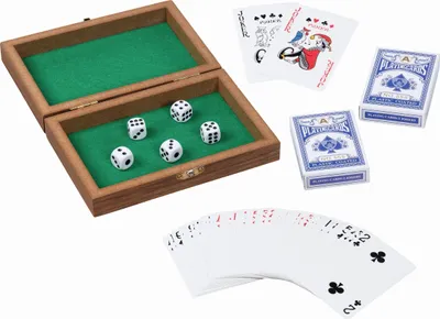 Produktbild von Goki Spielkartenbox aus Holz mit 5 Würfeln und 2 Kartensätzen