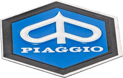 Obrázok produktu pre RMS emblém "Piaggio" 6-hranná hliníková kaskáda, samolepiaci 31x36 mm kompatibilný s Vespa PX T5 atď.