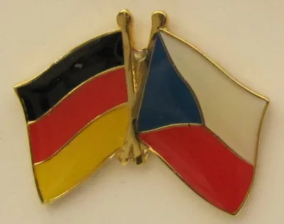 Produktbild von Tschechien / Deutschland Freundschafts Pin Anstecker Flagge Fahne Nationalflagge
