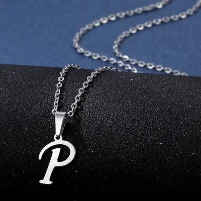 Produktbild von Elegante Alphabet Halskette mit Buchstabe P in Silber - Uni Schmuck KP20705