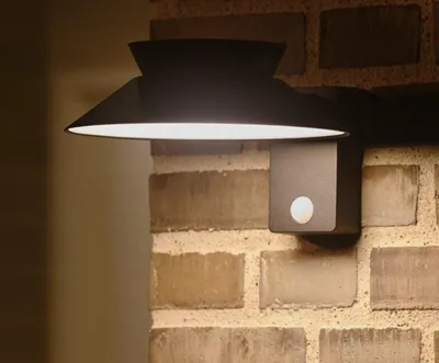 Imagen del producto de Nordlux JUSTINA, lámpara de pared solar LED para exteriores, luz cálida, 5W, color , IP44, referencia 2418071003