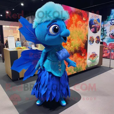 Produktbild von Blauer REDBROKOLY Betta-Fisch Maskottchen Kostüm charakter bekleidet mit einem Minirock und Handtaschen