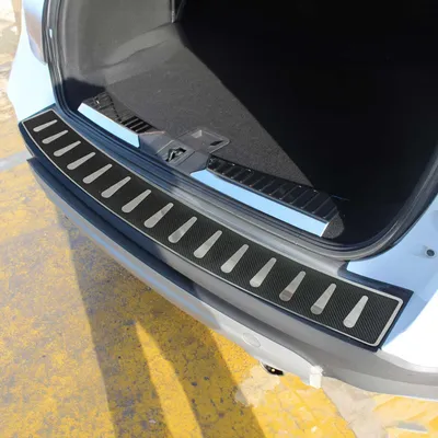 Image de Protection Seuil de Pare-chocs Arriére pour Ford Kuga 2017-2019 Acier Inox