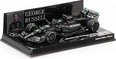 Produktbild von Mercedes-AMG Petronas F1 Team W14 E Performance #63 2023 - 1:43 - Minichamps
