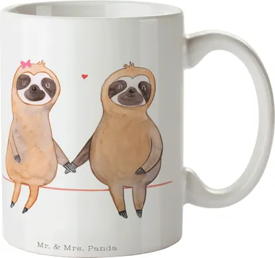 Produktbild von Mr. & Mrs. Panda Kaffeetasse Faultier Pärchen - Weiß - Geschenk, Trinkbecher, faul, Liebe, Tasse mit Spruch, Kaffeebecher, Verliebt, Teetasse